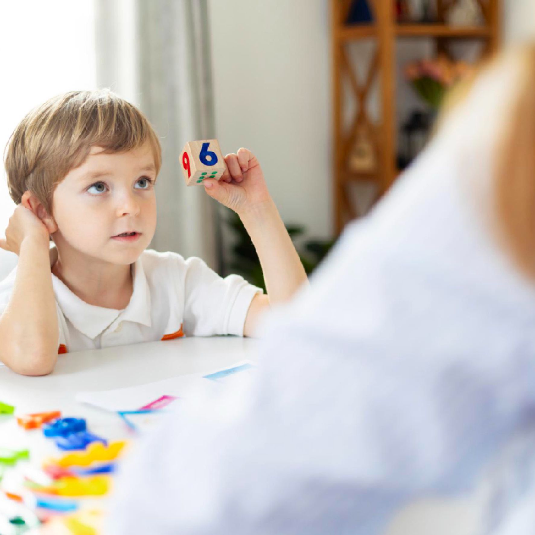 terapia da fala na cuidar m clínica médica e terapias em vizela